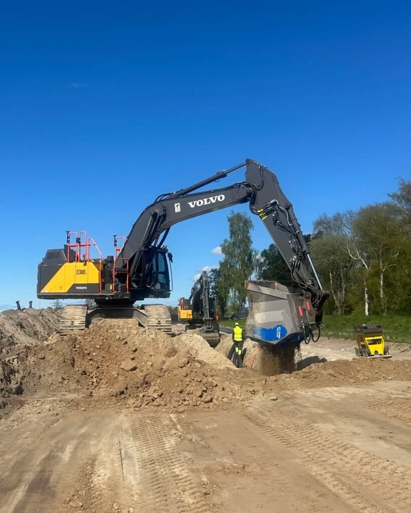 Brownfield land remediation contractors Wolverhampton, Bilston, Wednesfield, Wombourn, and Tipton.